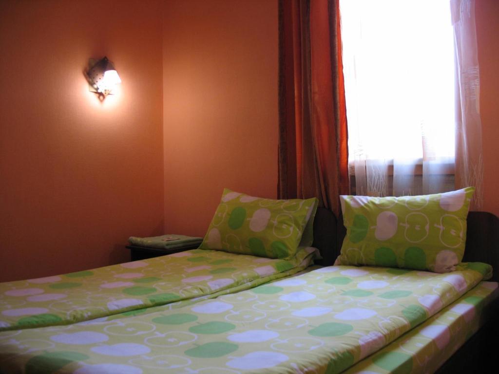 Premier Club Hotel Cernăuți Cameră foto